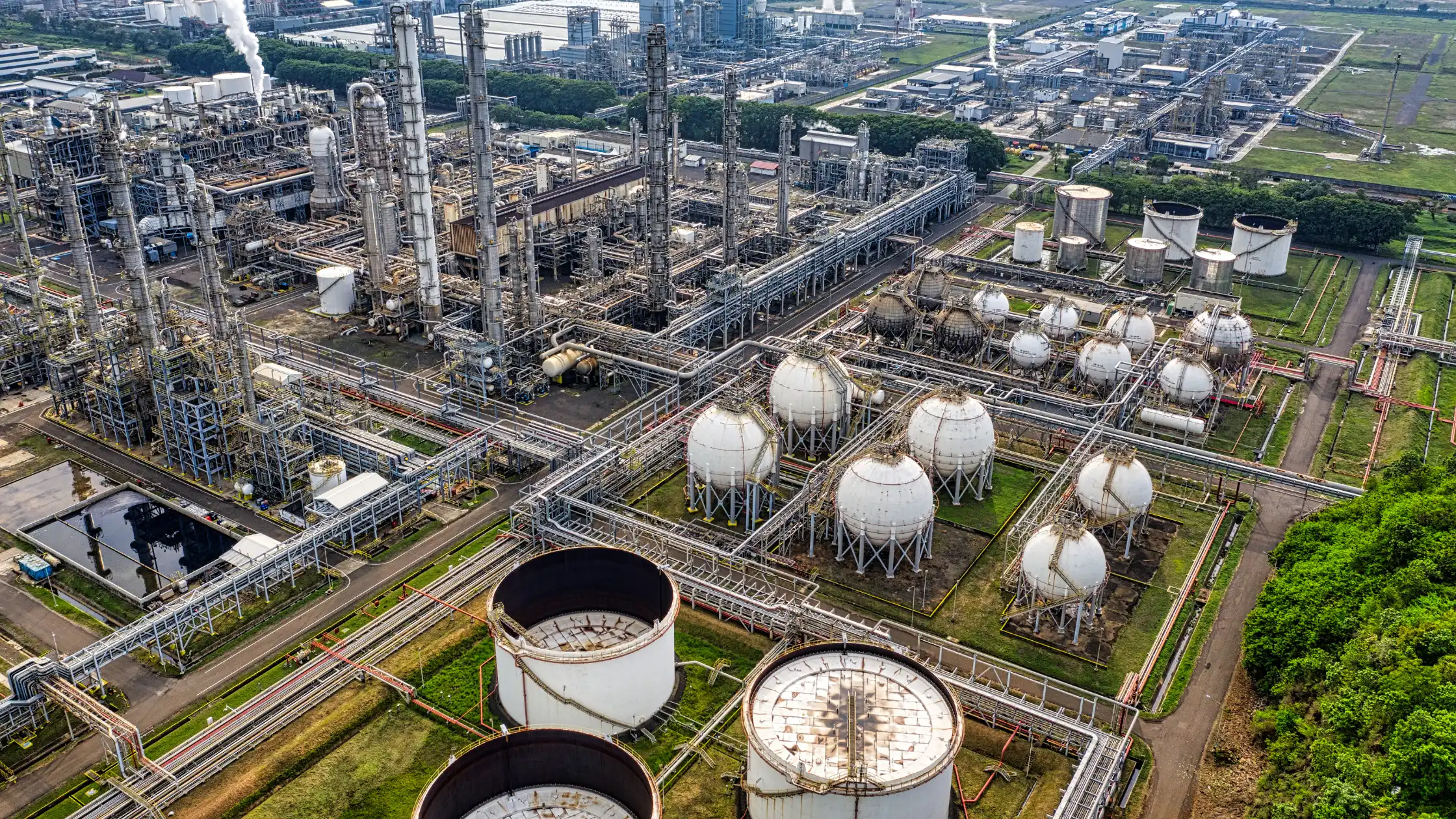 Industrial dust control and factory perimeter cleaning solutions by Spruce Up Industries. Advanced filtration systems designed to suppress airborne manufacturing particulates and ensure strict environmental compliance.