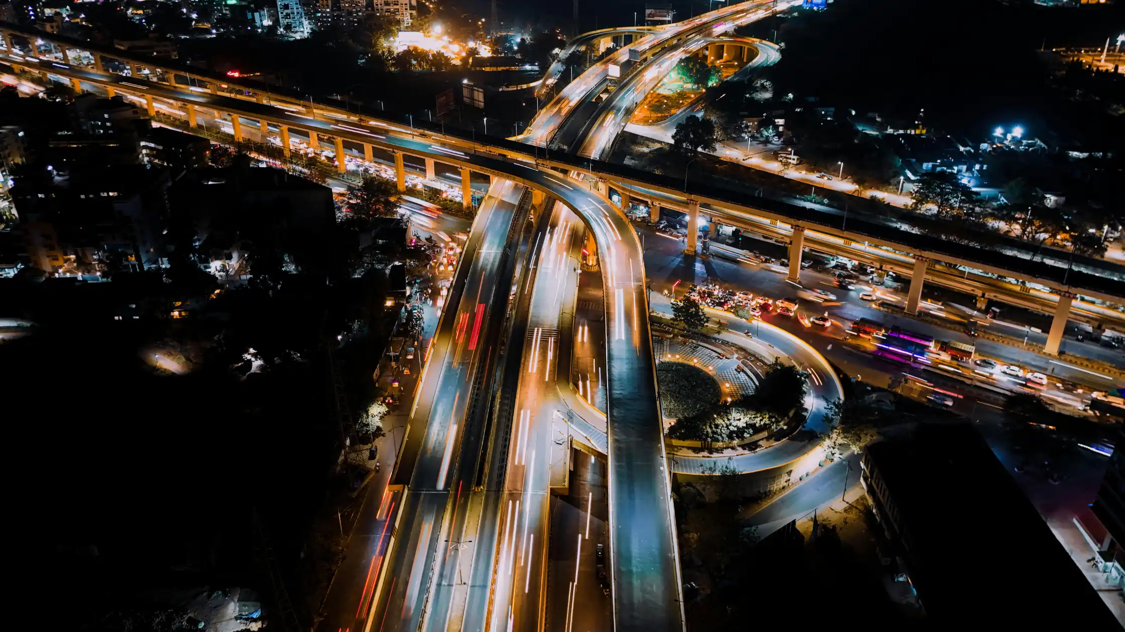 NHAI compliant highway sweeping and road maintenance solutions by Spruce Up Industries. High-speed mechanized cleaning systems engineered to clear kilometers of expressway debris and maintain strict toll-road safety standards.